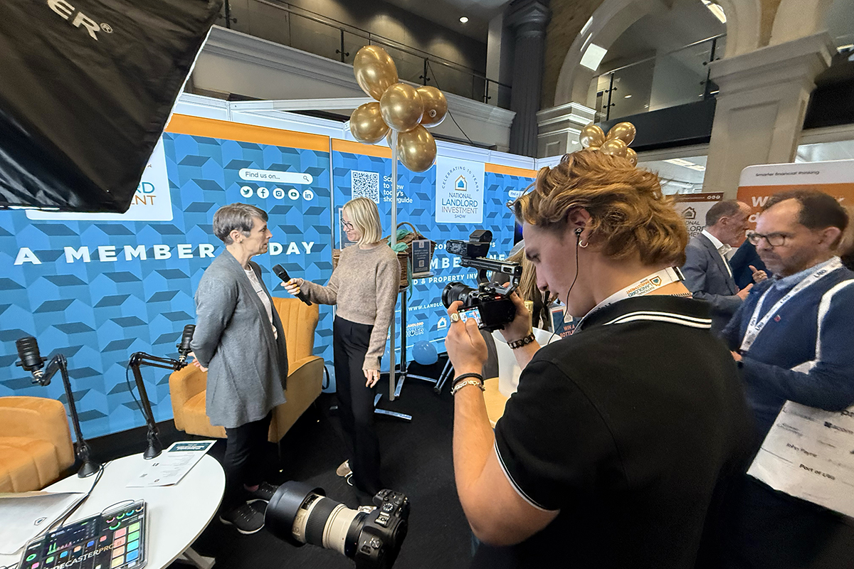 Its not you marketing - Lauren Ralph TV Influencer Presenter